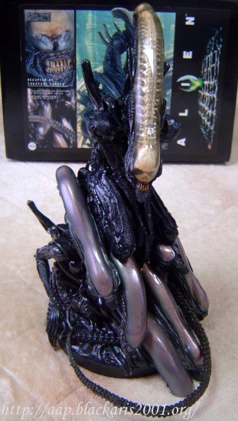 Alien Pile