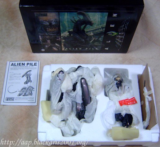 Alien Pile