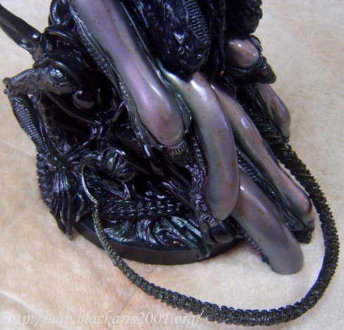 Alien Pile