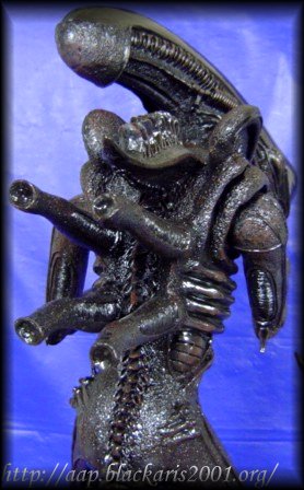 Alien Signature Series Statue