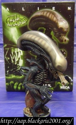 Alien Head Knockers