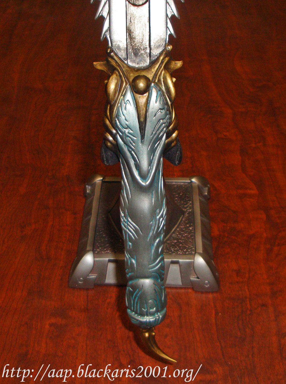 Predator Dagger Prop Replica